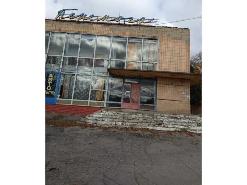 ПРОДАЖ - нежитлової будівлі (будівля кінотеатру) 691,5 м2 с.Лисянка