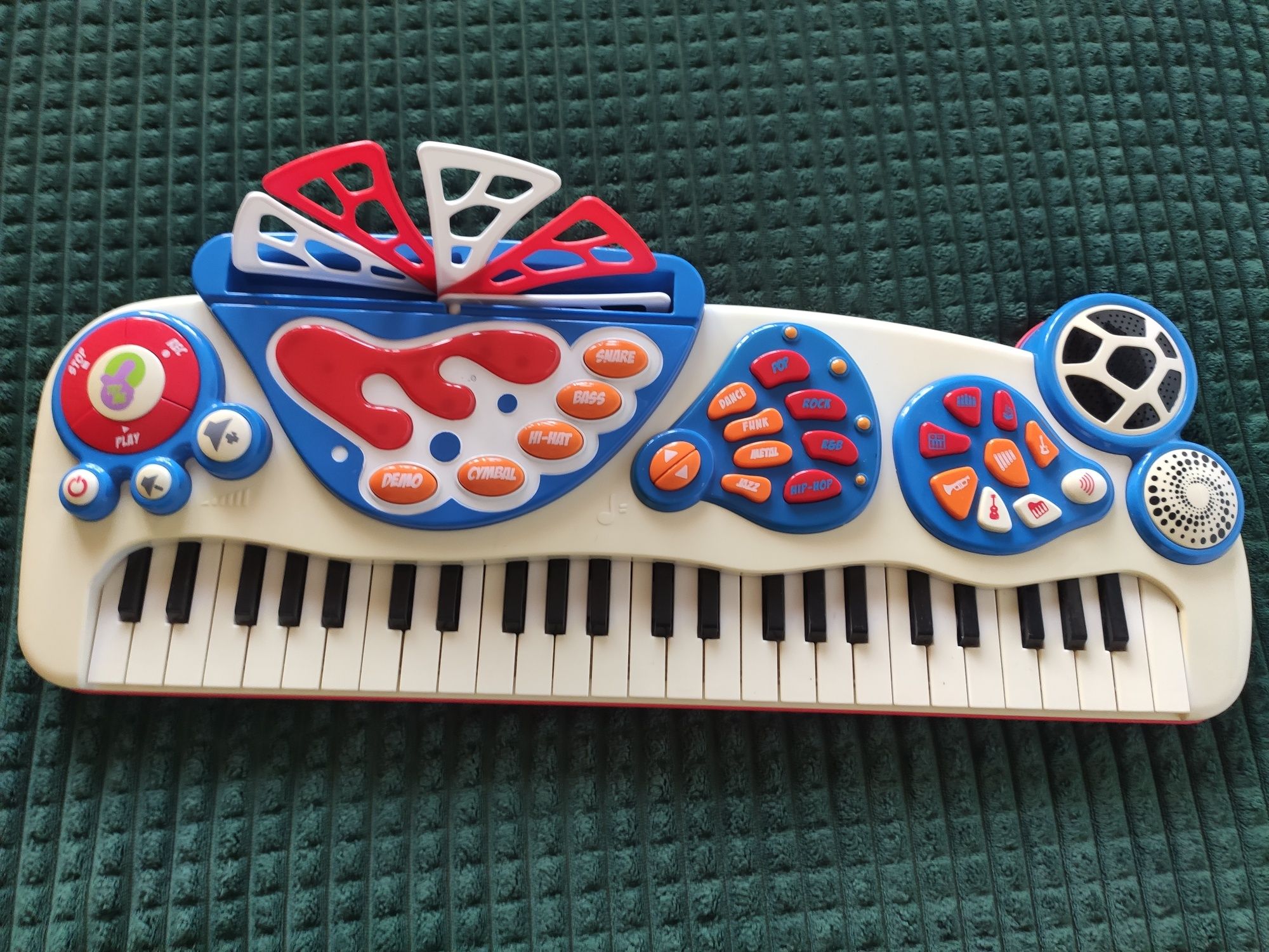 Keyboard / pianino  zabawka