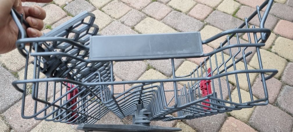 Zmywarka Whirlpool WSIC 3M27C kosz górny
