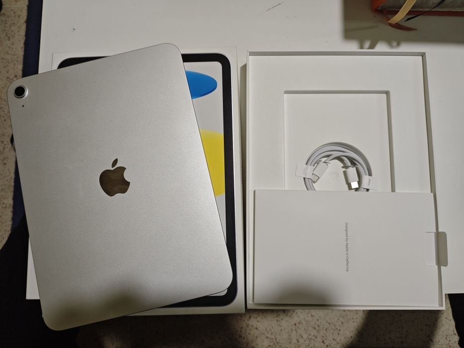 iPad 11 128GB prata