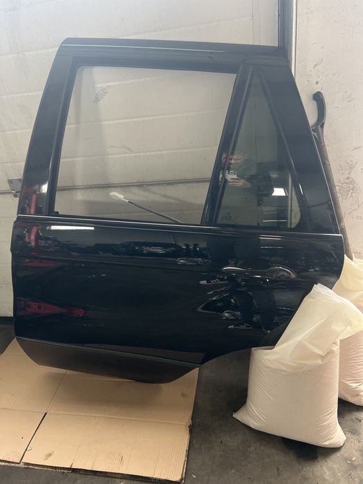 Drzwi lewe tylne BMW E53 X5 lift