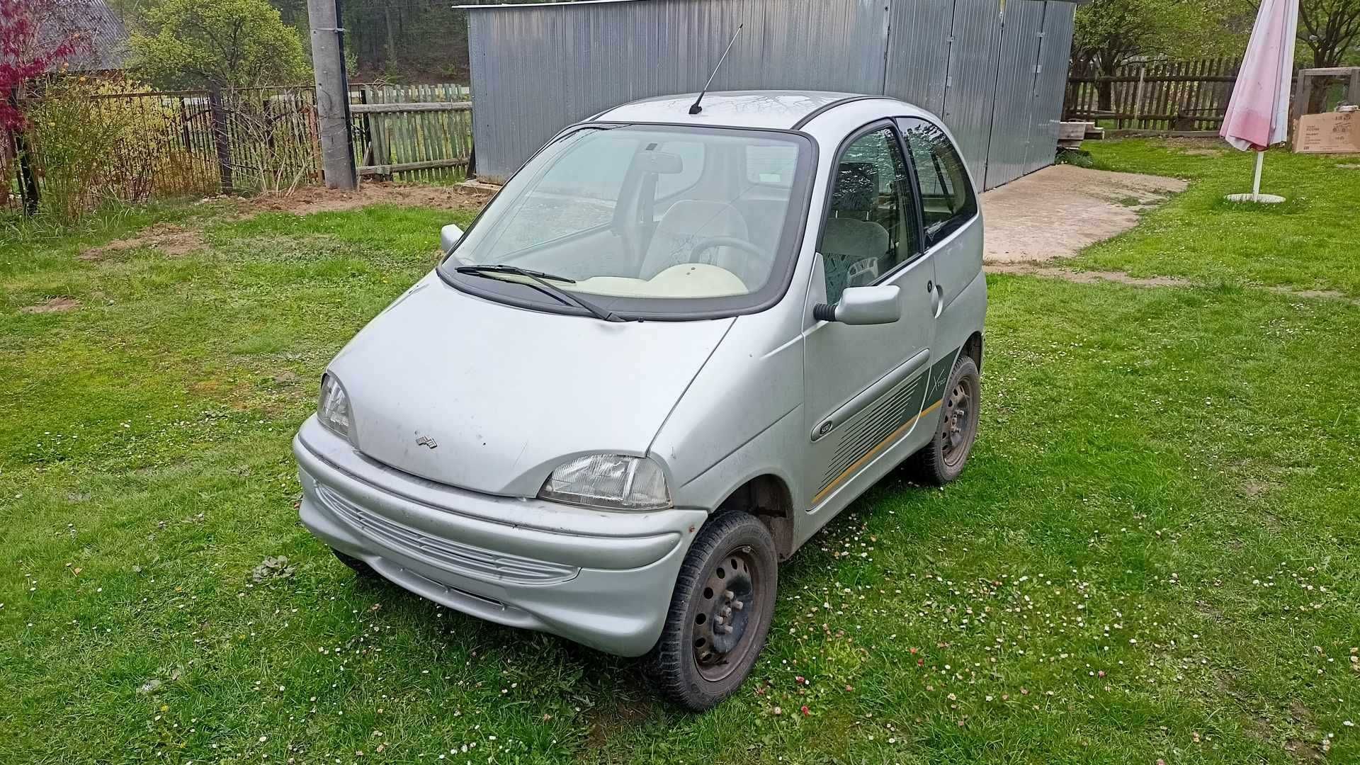 Ligier Nova microcar na prawo jazdy kategorii AM