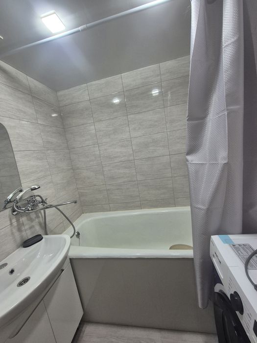 Сдам  1 к квартиру, левый берег.