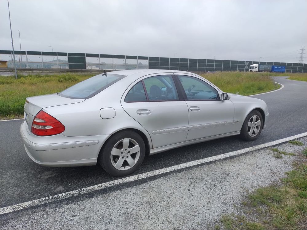 Mercedes e clasa W211 avangarde