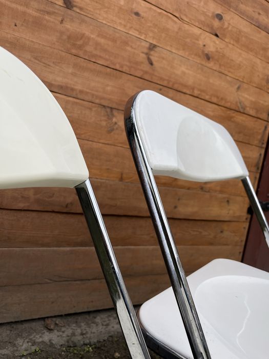 Pila - zestaw kultowych skladanych krzeseł space age