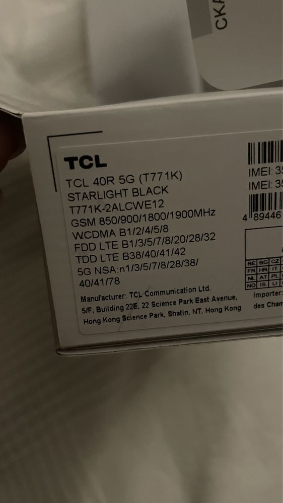 Nowy telefon TCL 40R 5G (T771K) czarny
