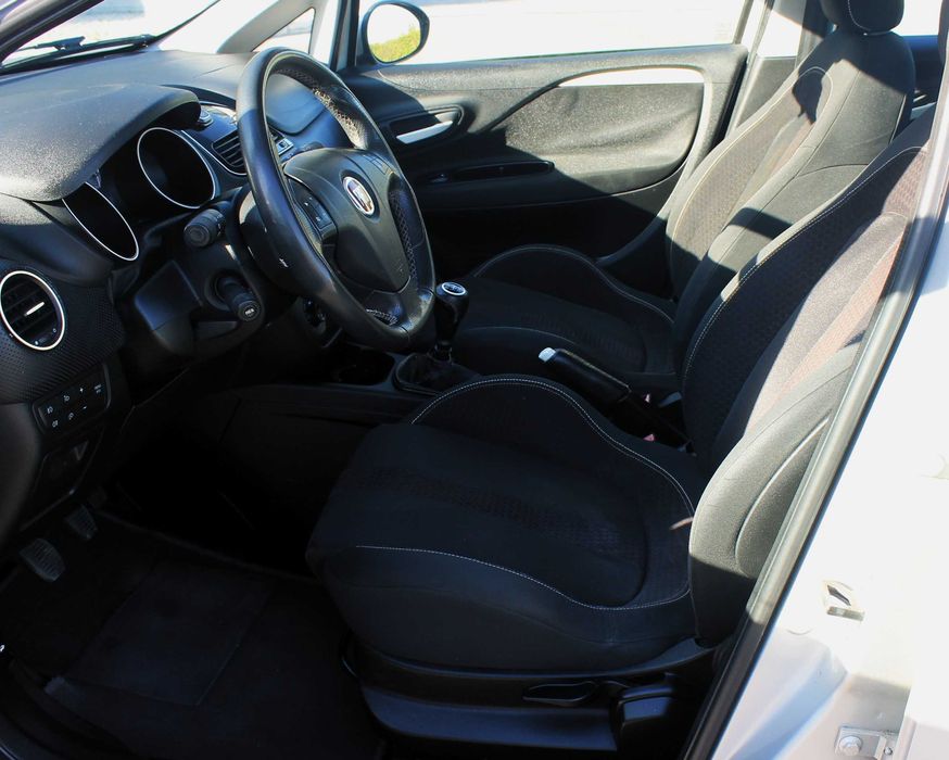 Fiat Punto Evo Sport M-Jet com 114000km de 2009