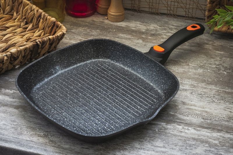 Patelnia grillowa Berlinger Haus Granit Diamond 28 cm marmurowa