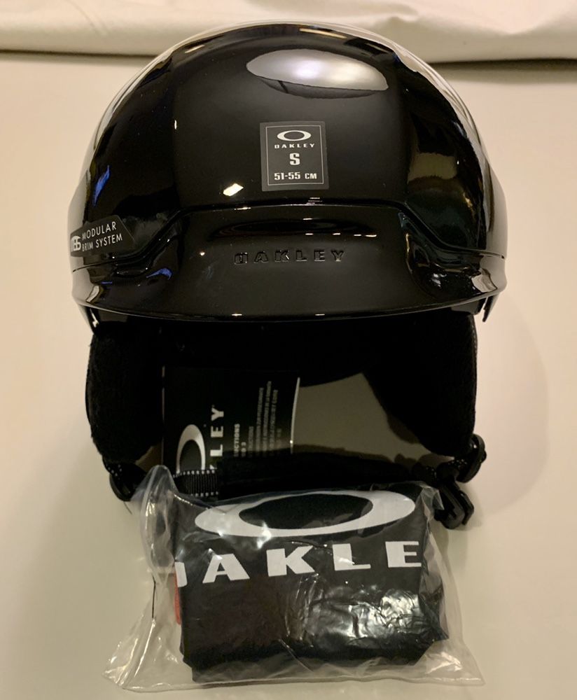 Capacete oakley neve mod5