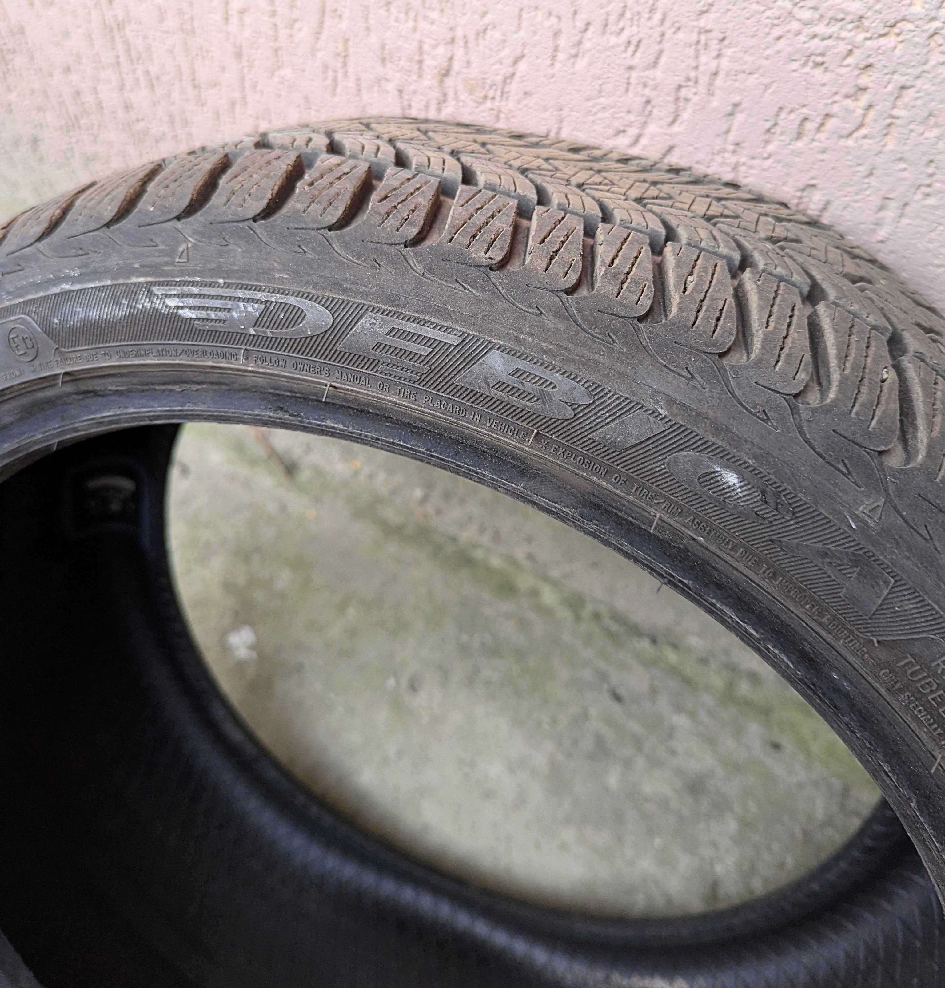 Зимова гума Debica 225/40 R18 (2шт.)