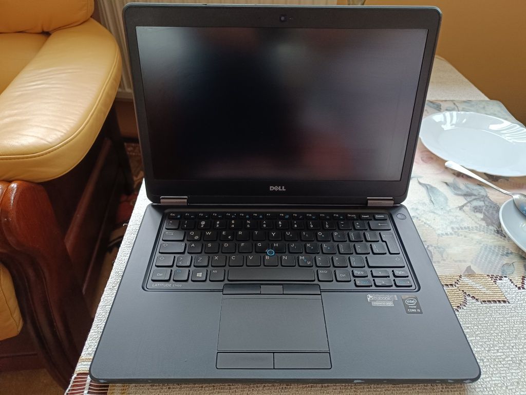Laptop Dell Latitude E7450 + stacja dokująca