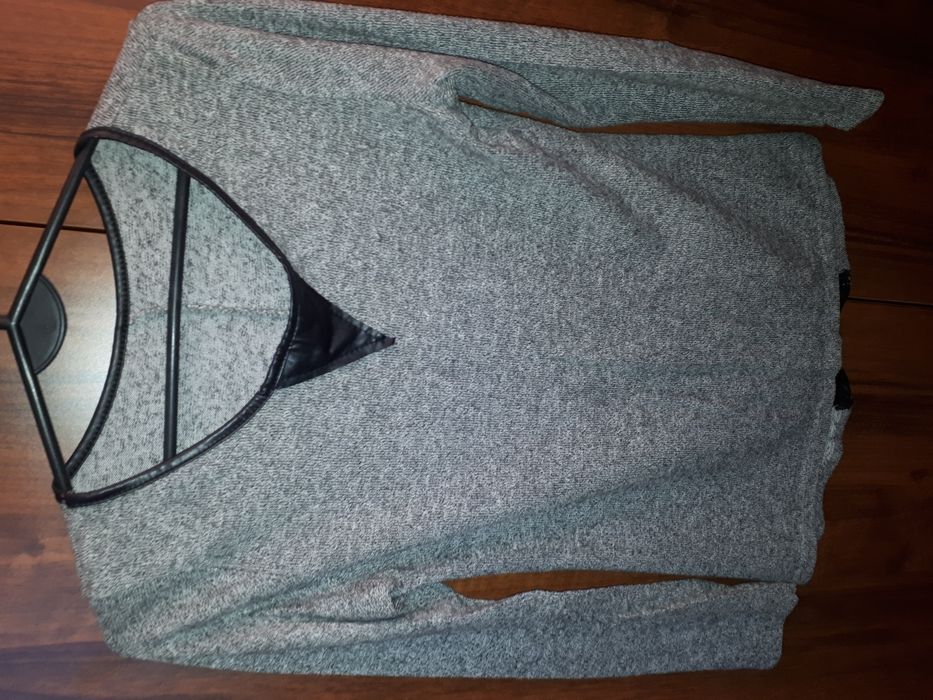Sweter szary damski