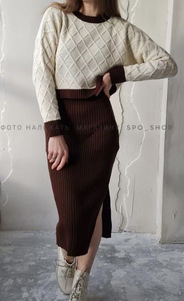 Сукня вʼязана колір шоколад  по фігурі  розмір М