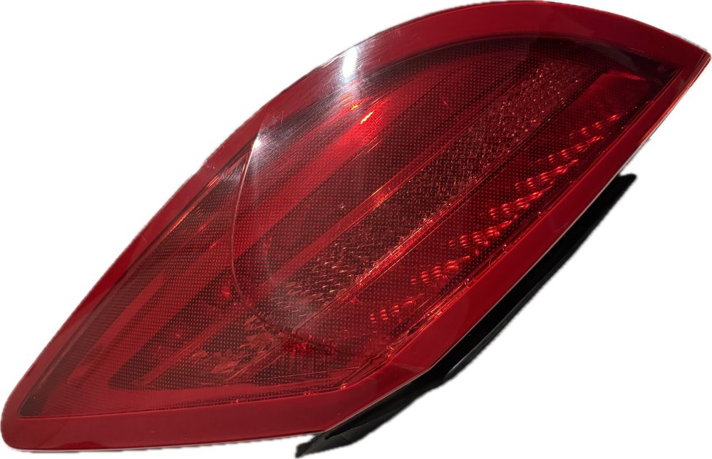 Peugeot 308 cc Lampa prawy tył