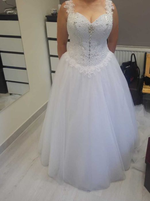 suknia ślubna typu princessa 42-44 z regulowanym gorsetem