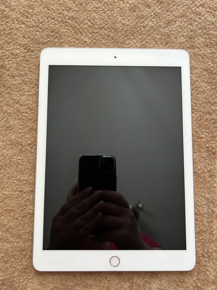 IPad (6 Generation) Wi-Fi 32 Gb