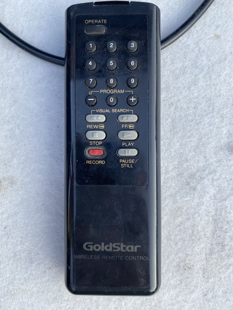 Відеомагнітофон Goldstar GHV 1245W Ідеал