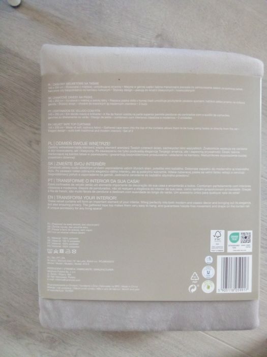 Dwie beżowe zasłony welurowe aksamitne SMUKEE 2x zasłona na taśmie