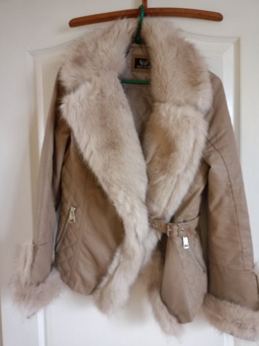 Куртка  осінь тепла зима