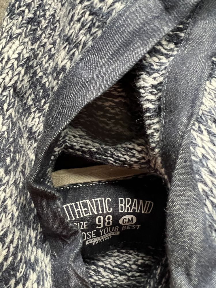 Reserved chłopięcy sweter z kapturem 98