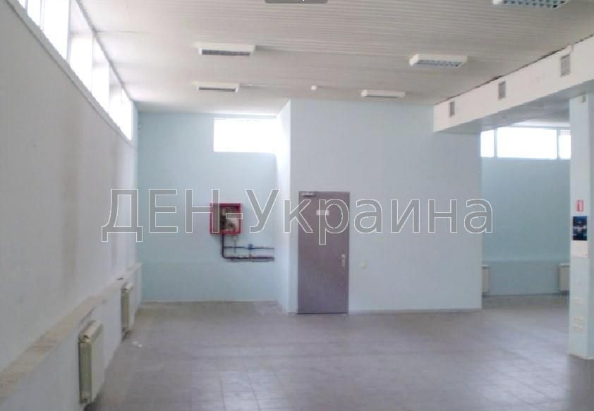 Продаж фасадної окремої будівлі під будь-який вид бізнесу