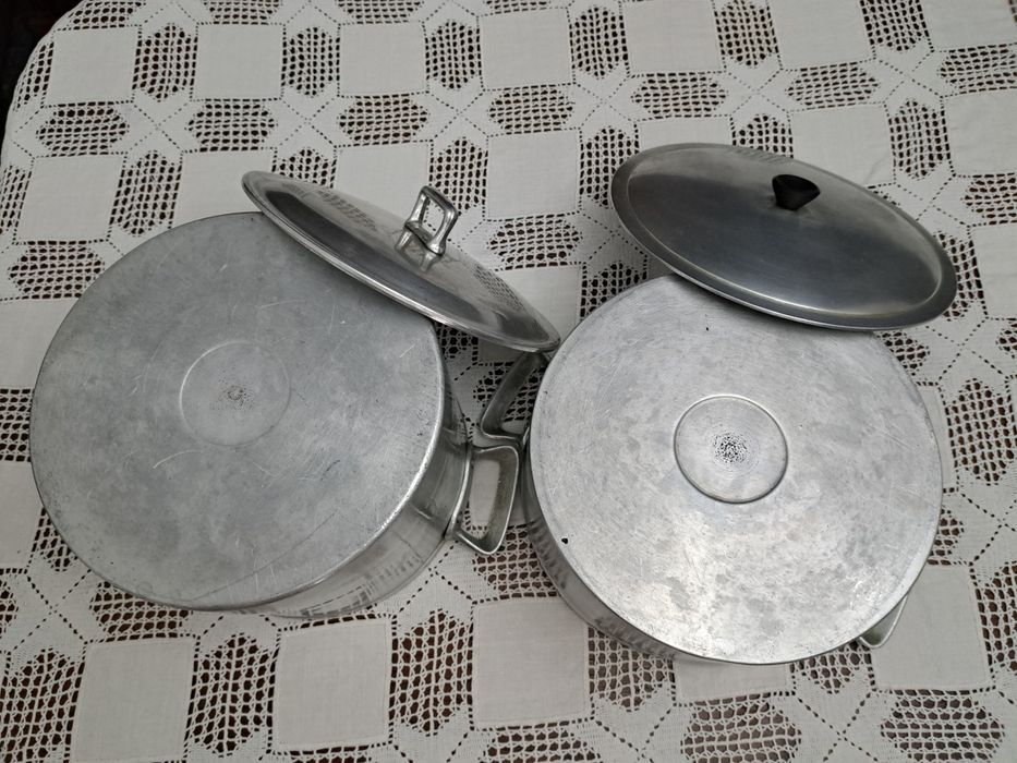 Panela + 1 Tacho  em Alumínio Fundido - Resistentes  Tamanho  24 e 26