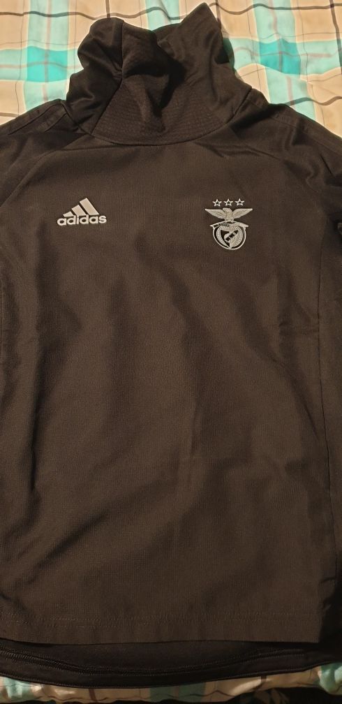 Camisola de treino benfica