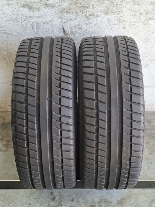 2 Pneus RIKEN 205/45R16 Semi Novos
