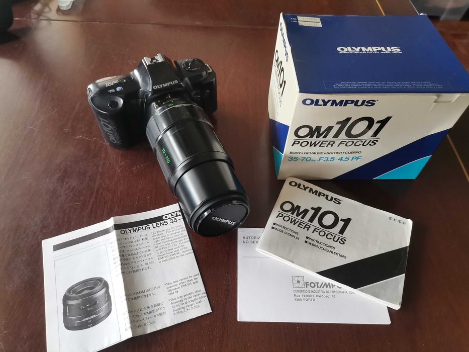 Camera fotográfica Olympus OM-101 - Power Focus - c/ lente 35-70mm