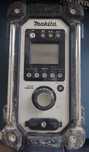 Radio budowlane Makita DMR 102