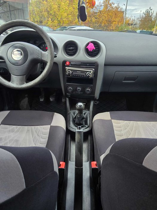 Seat ibiza 1.4benzyna +gaz 2004r.