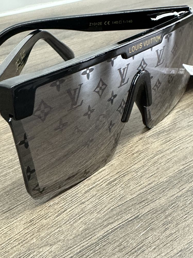 Okulary LV czarne Louis Vuitton