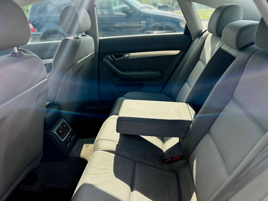 Продам ауди а6 с6  ТІЛЬКИ ВІЙСЬКОВИМ