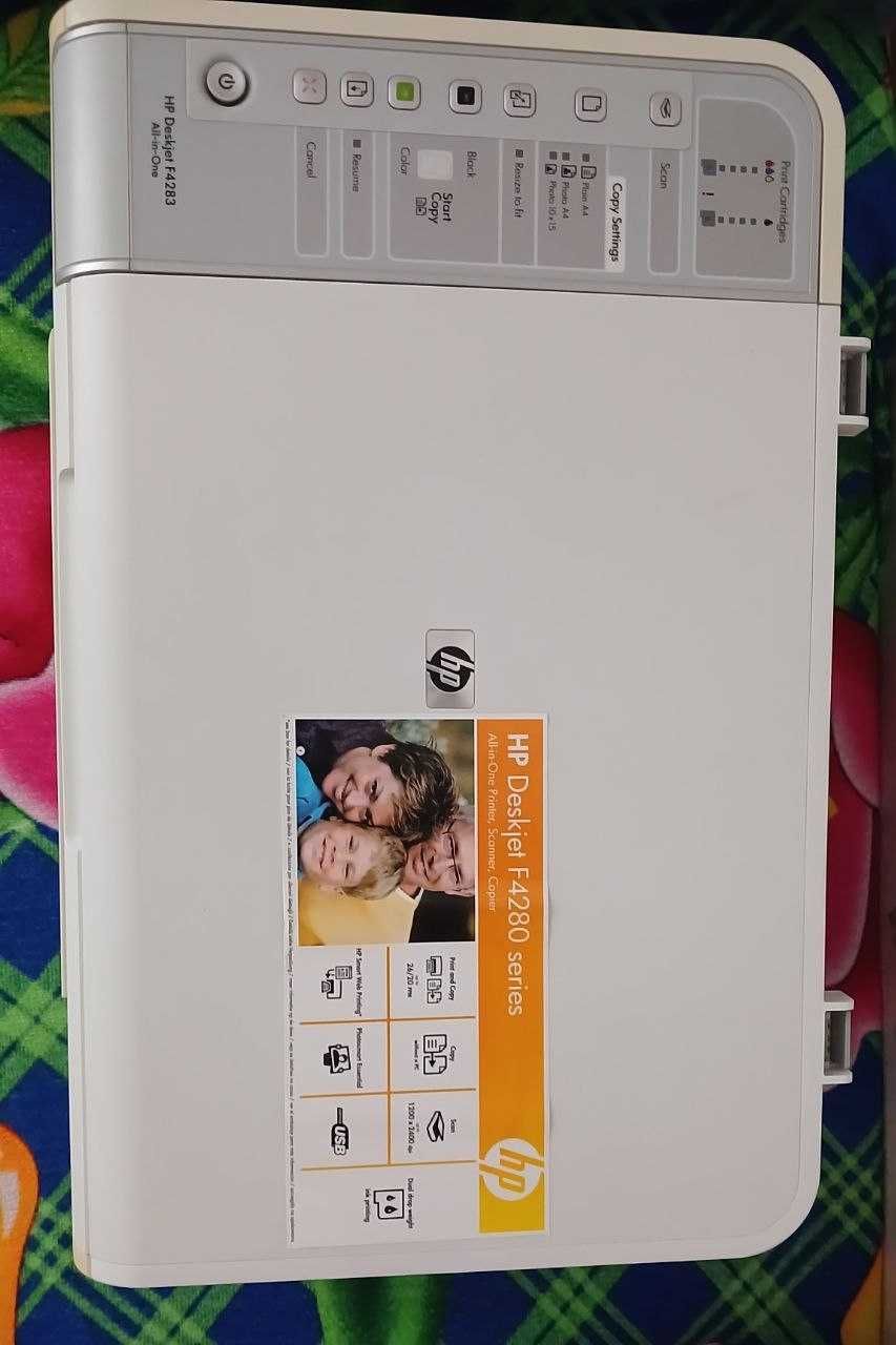 Принтер, сканер та ксерокс HP Deskjet F4280 All- in- One