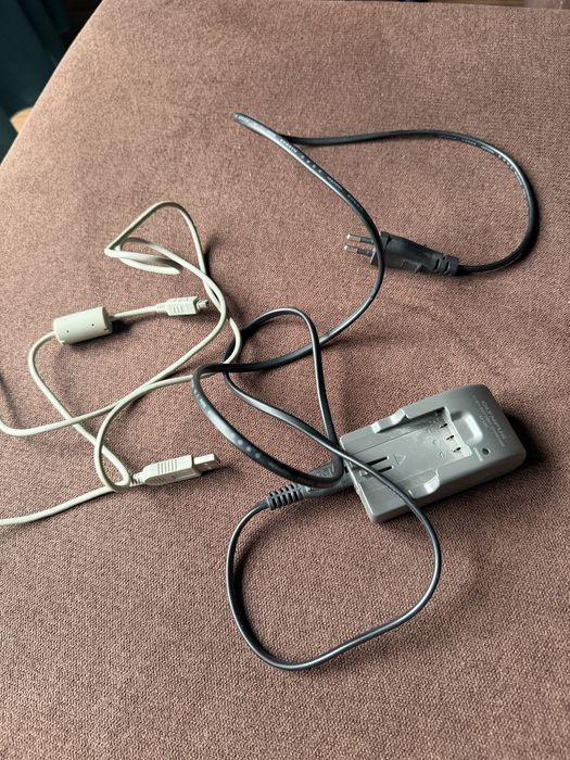 Aparat cyfrowy vintage Olympus M Digital 600