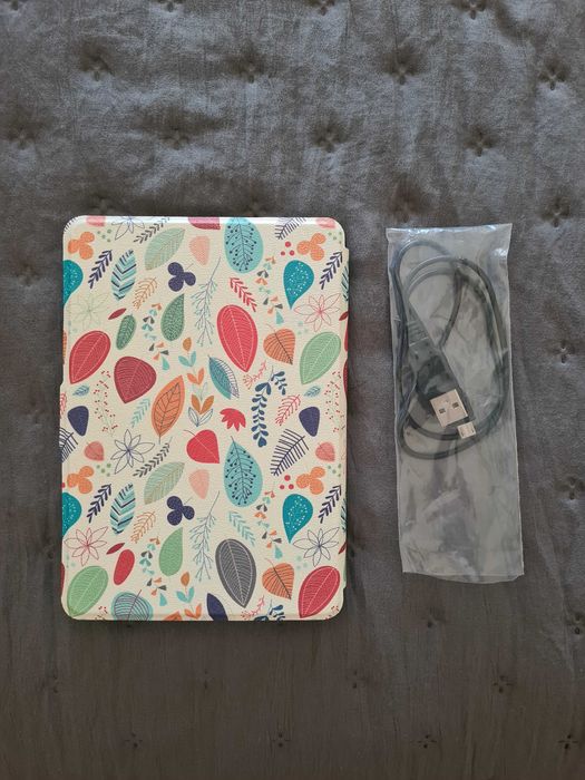 Kindle Paperwhite - Oferta de Cabo e Capa