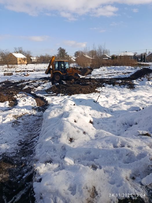 Надання послуг спец техніки JCB 3CX