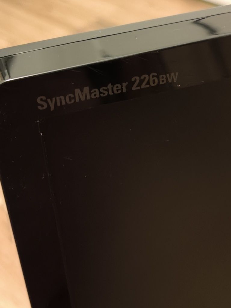 MONITOR LCD Samsung SyncMaster 226BW /22Cale