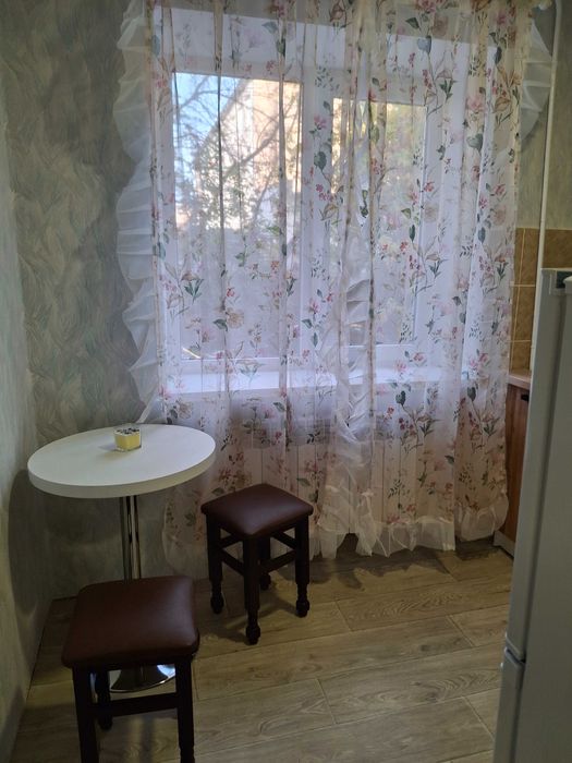 Подобово(посуточно) квартира Слобожанське(Чугуївський р-н).