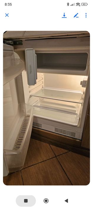 Mała lodówka do zabudowy