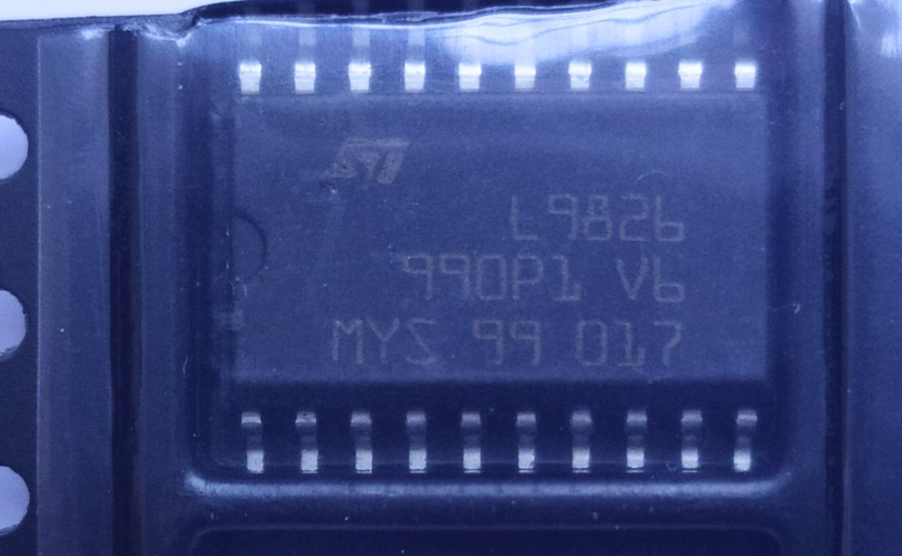 Мікросхема L9826 9826 SOP-20 автомобільний блок керування