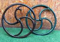 Rodas de engenhos, antigas em ferro fundido 68 cm diâmetro