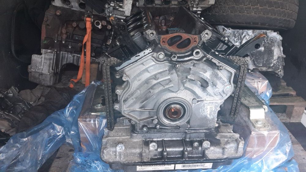 Jeep Grand Cherokee vk2 i 3.0D VM63D  tlok z korbowodem