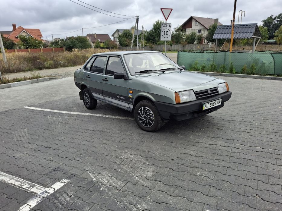 Продаж ваз 21099