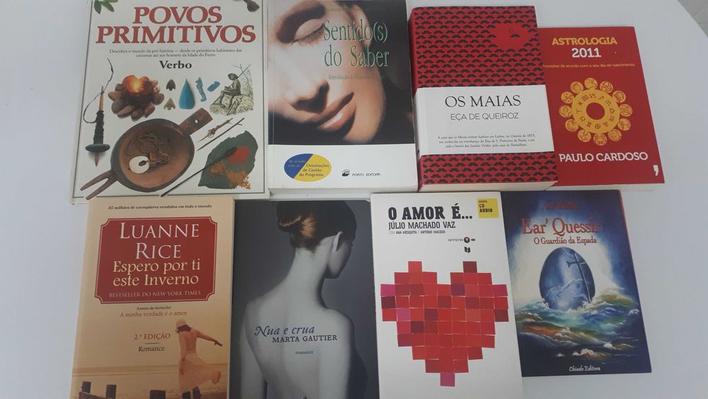 Livros Vários 8 unidades