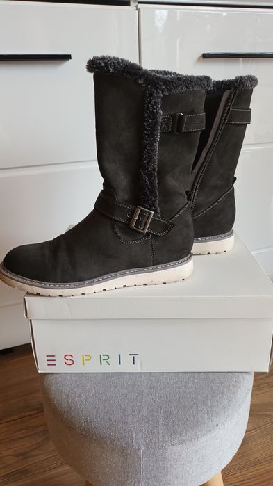 Kozaki zimowe Esprit