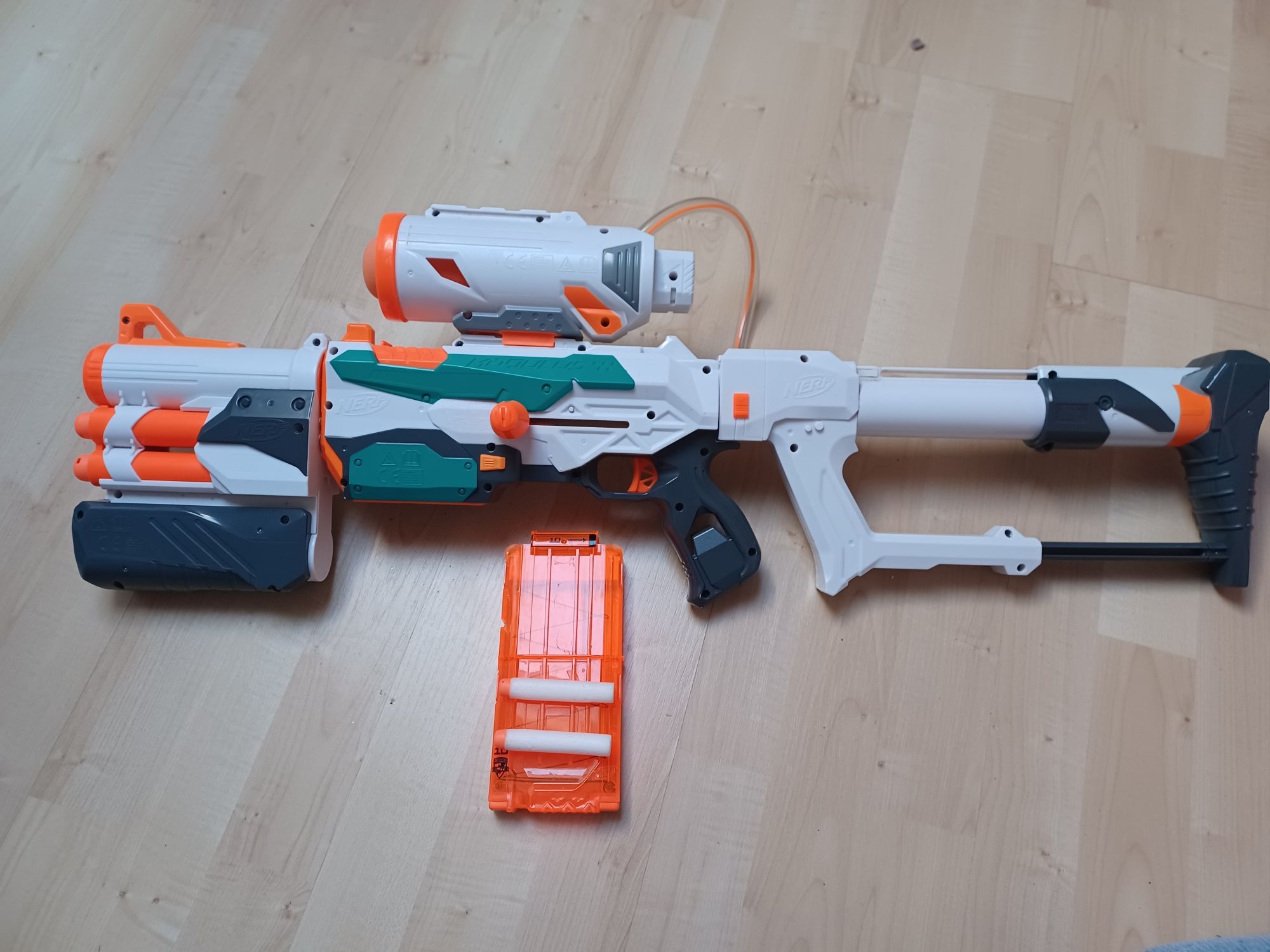 Nerf tri strike rigorosamente impecável