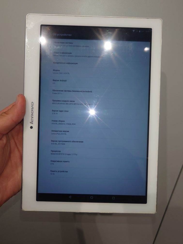 Lenovo Tab 2 A10-70L планшет робочий