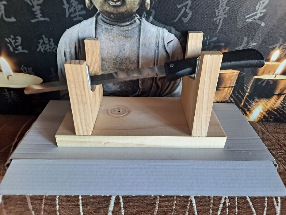 Nóż nożyk i podstawka do krojenia szynki  30 cm nowy!