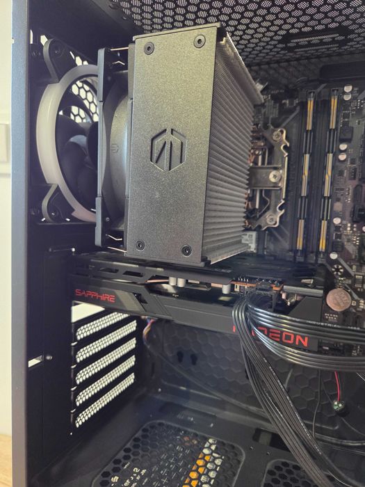 GAMINGOWYKomputer PC DO GIER rx 6600 i5 9600k 16gb